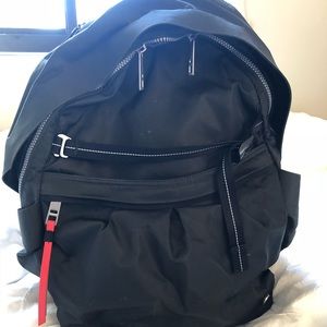 lululemon dark olive Everywhere Backpack 17L